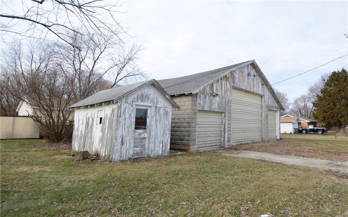 492 North Street, Niantic, IL 62551