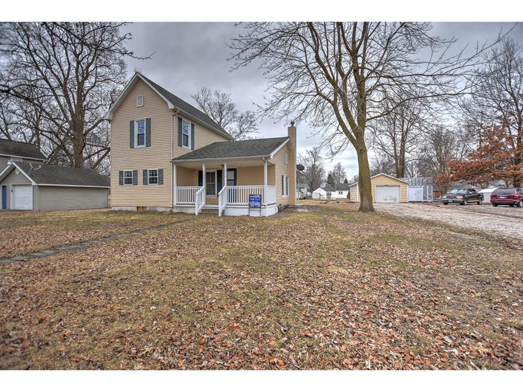 318 E Seiberling Street, Blue Mound, IL 62513
