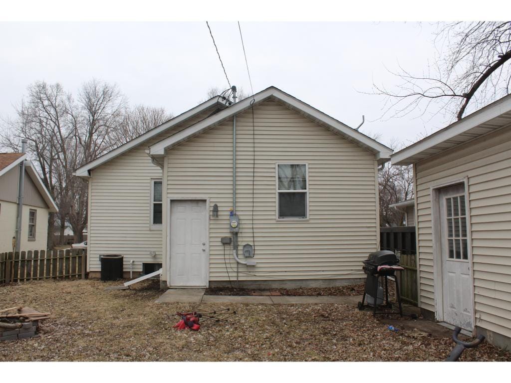 135 E Park Street, Argenta, IL 62501