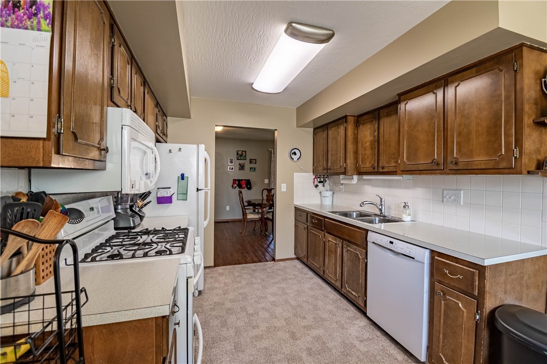 3584 N Moundford Avenue, Decatur, IL 62526