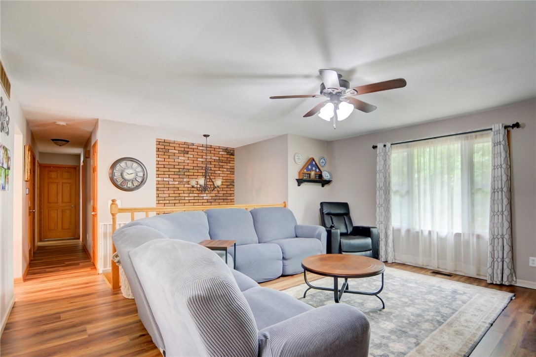 5538 Chris Drive, Oreana, IL 62554