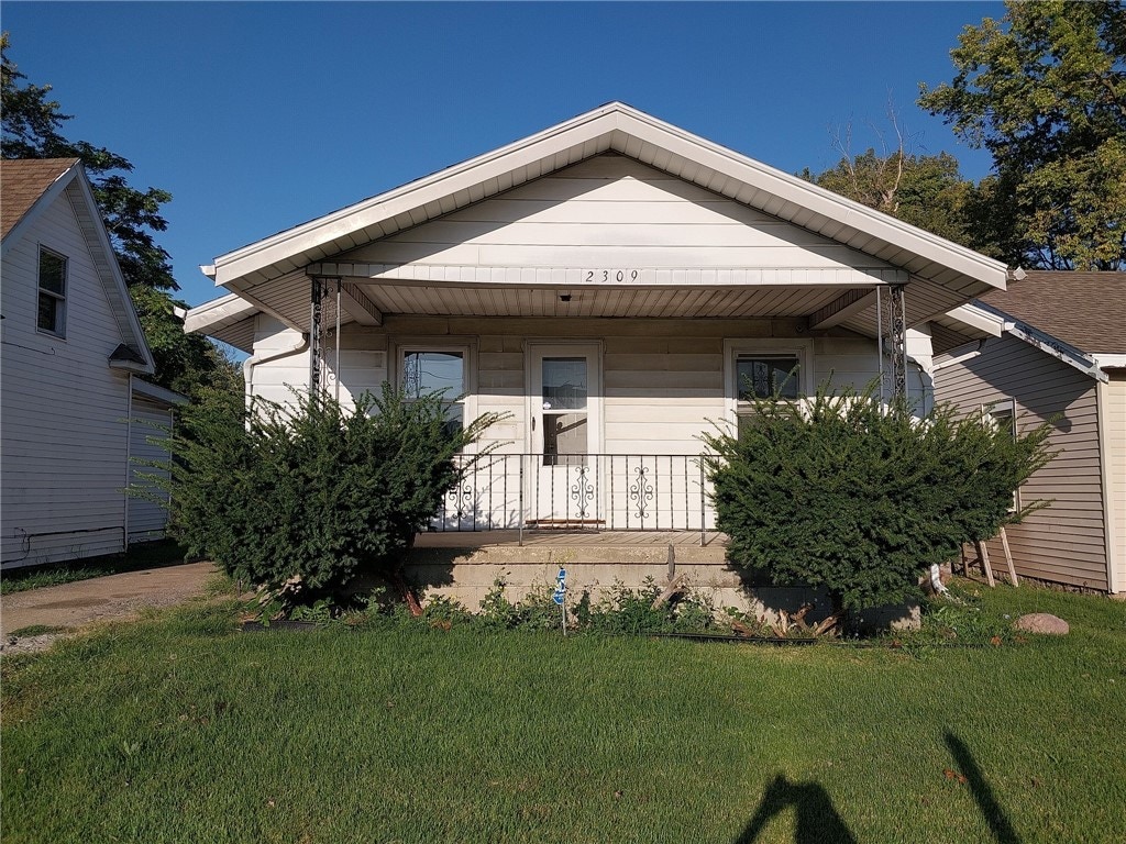 2309 N Monroe Street, Decatur, IL 62526