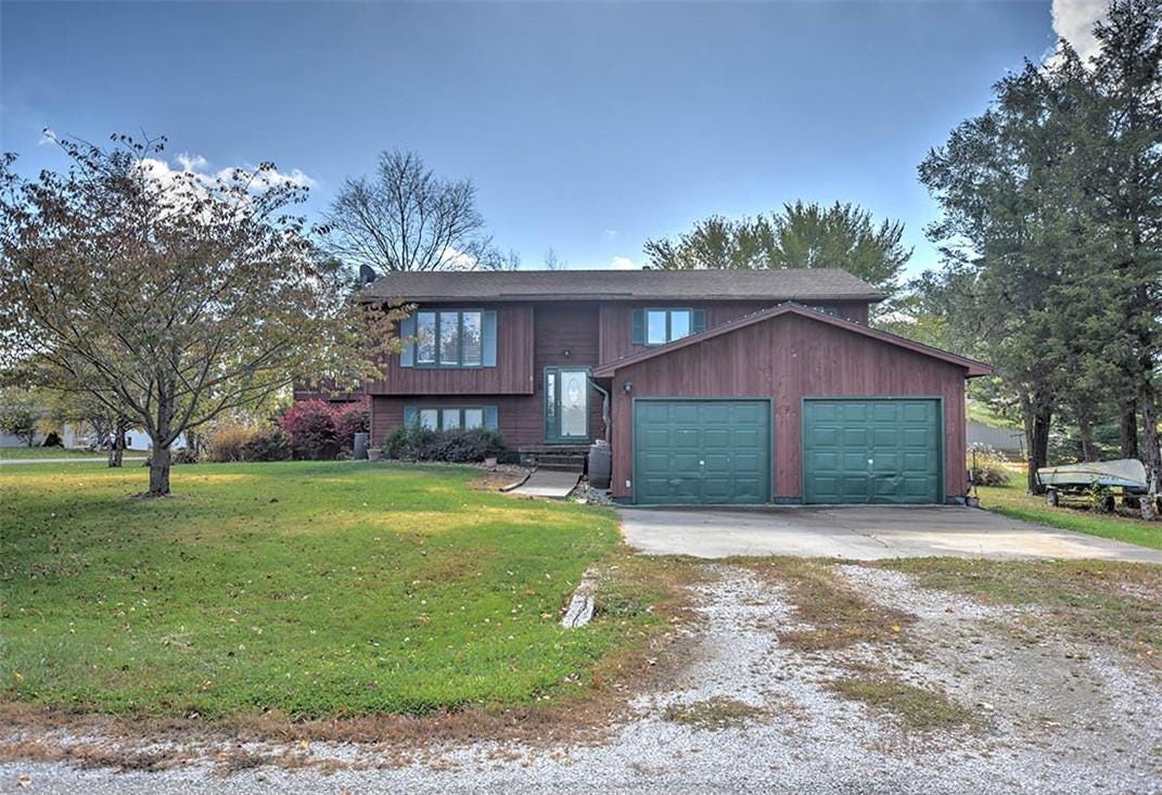 7725 Wilber Drive, Oreana, IL 62554