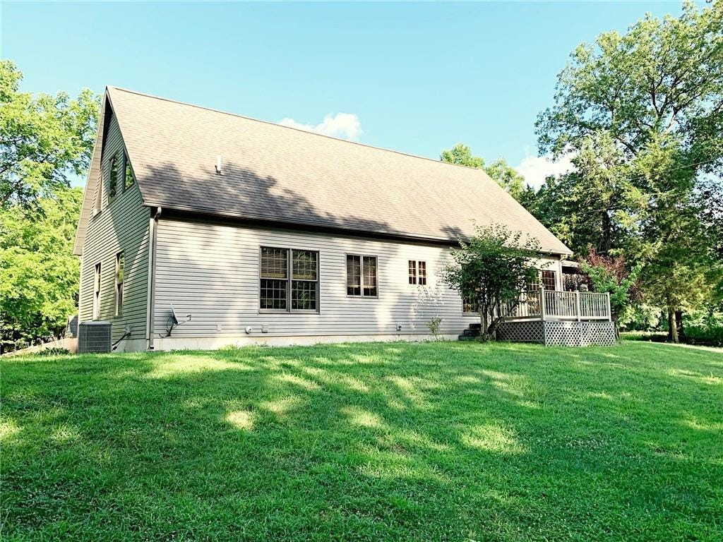 Sold 1294 N 1750 Street, Brownstown, IL 62418 2 Beds / 1 Full Bath