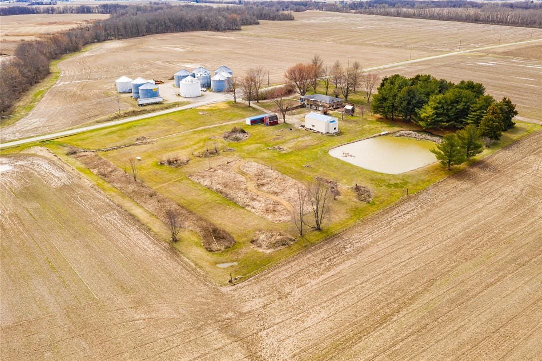 237 County Road 1300N, Neoga, IL 62447