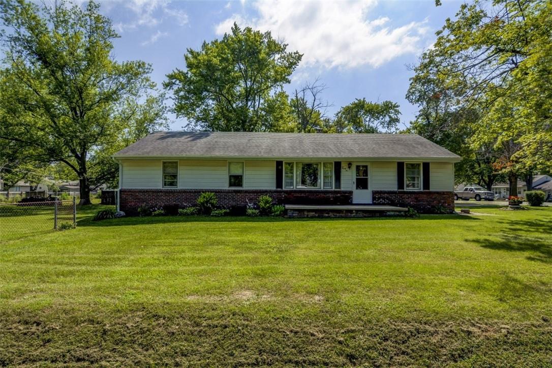 Sold 292 S Gravel Pit Road, Decatur, IL 62522 3 Beds / 2 Full Baths