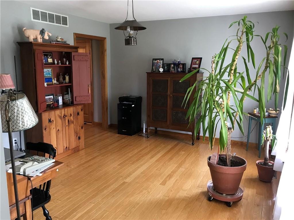 9020 Emerald Drive, Effingham, IL 62401