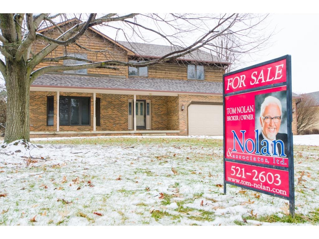 983 Stevens Creek Circle, Forsyth, IL 62535